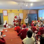Zapracowany św. Mikołaj rozdał dzieciom 1300 paczek